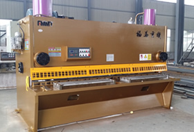 QC11Y-30×2500液压闸式剪板机