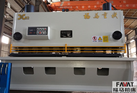 QC11Y-16×2500液压闸式剪板机