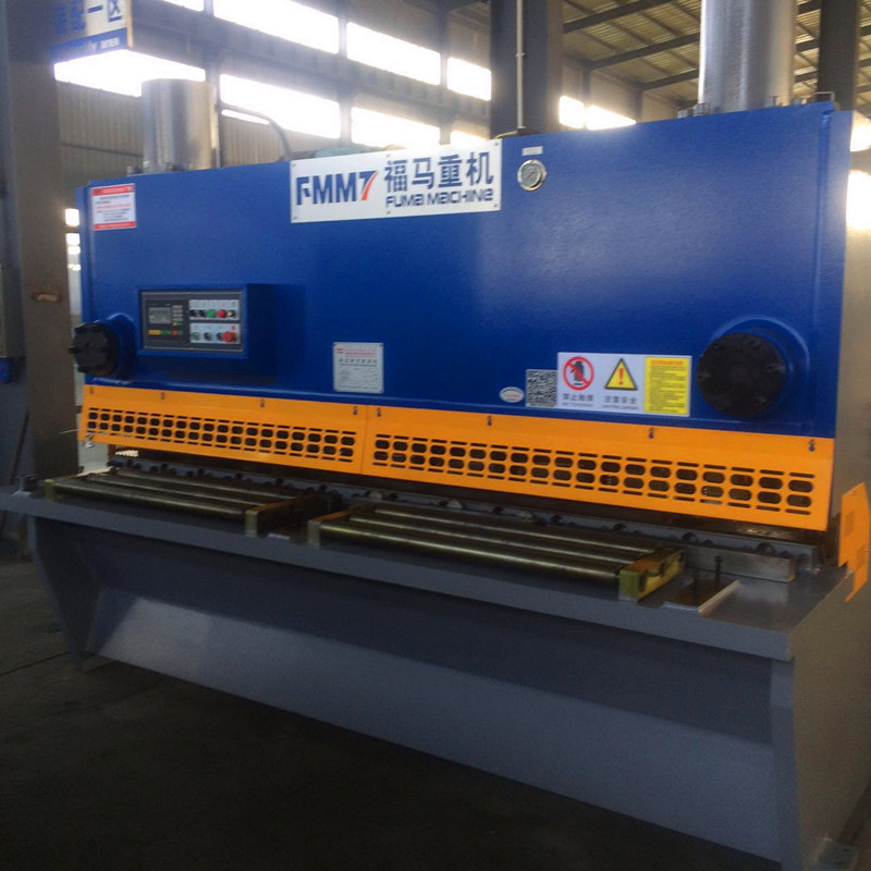 QC11Y-16X2500闸式剪板机